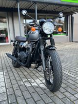 Triumph Bonneville T120 Black - die legendäre T120 - Offers matching your search criteria