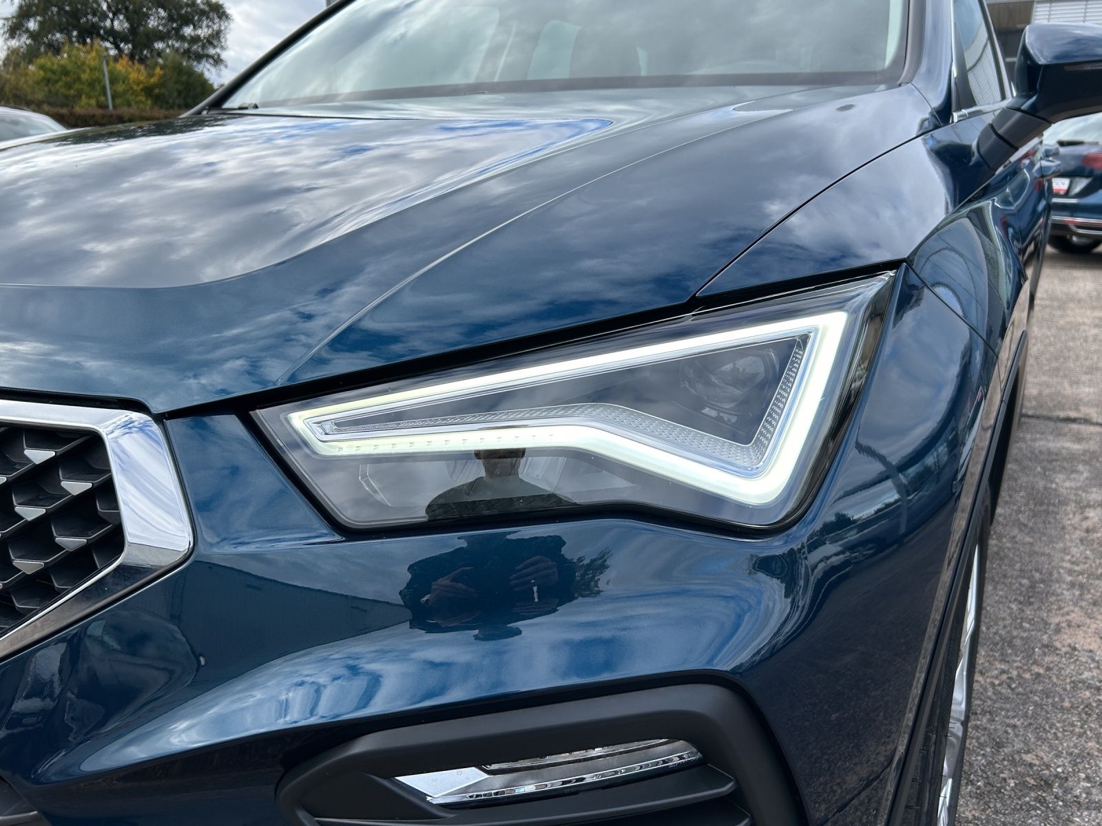 Fahrzeugabbildung SEAT Ateca TDI Xperience DSG LED AHK Navi ACC RFK SH