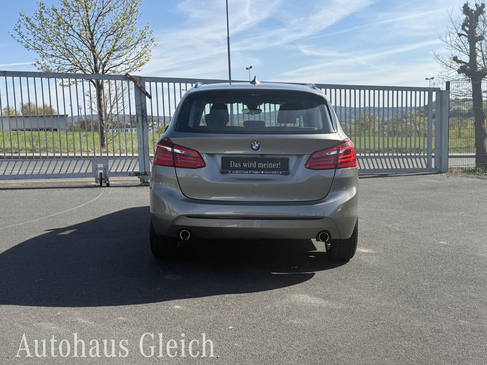 Fahrzeugabbildung BMW 2er Active Tourer - 220i Sport Line Autom./Klima
