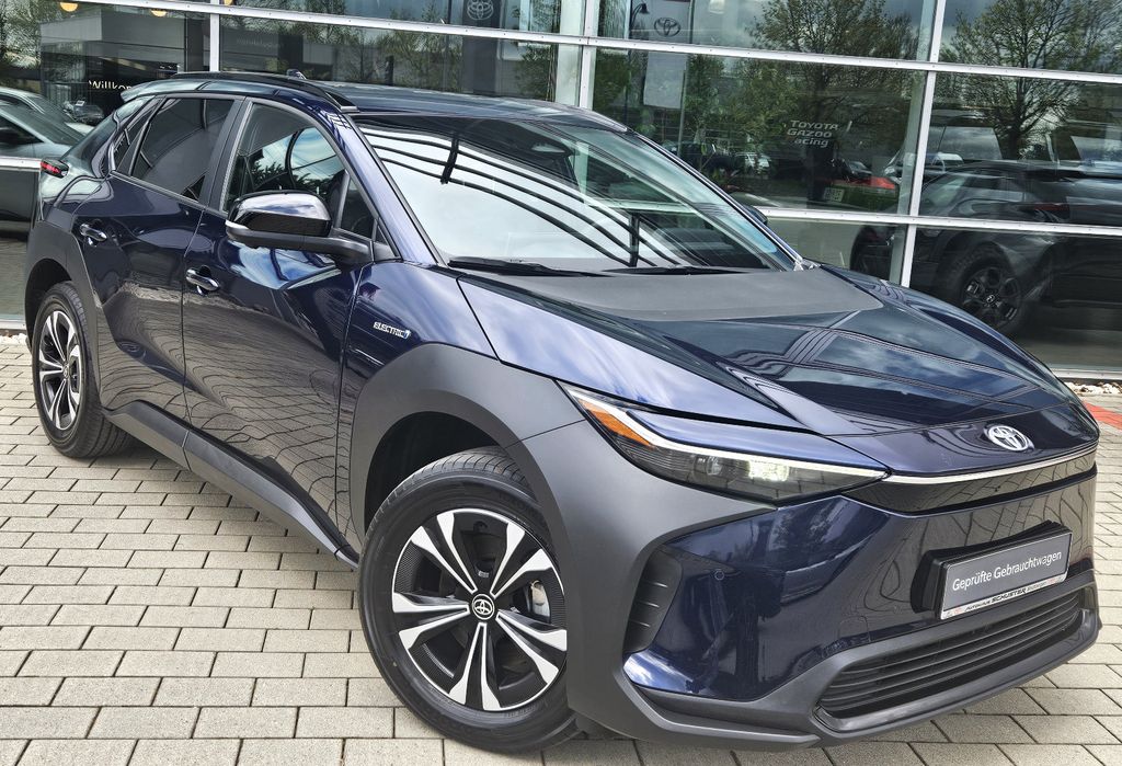 Image of Toyota bZ4X