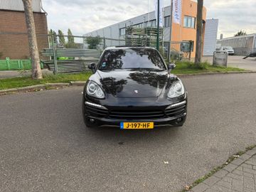 Porsche Cayenne - 9