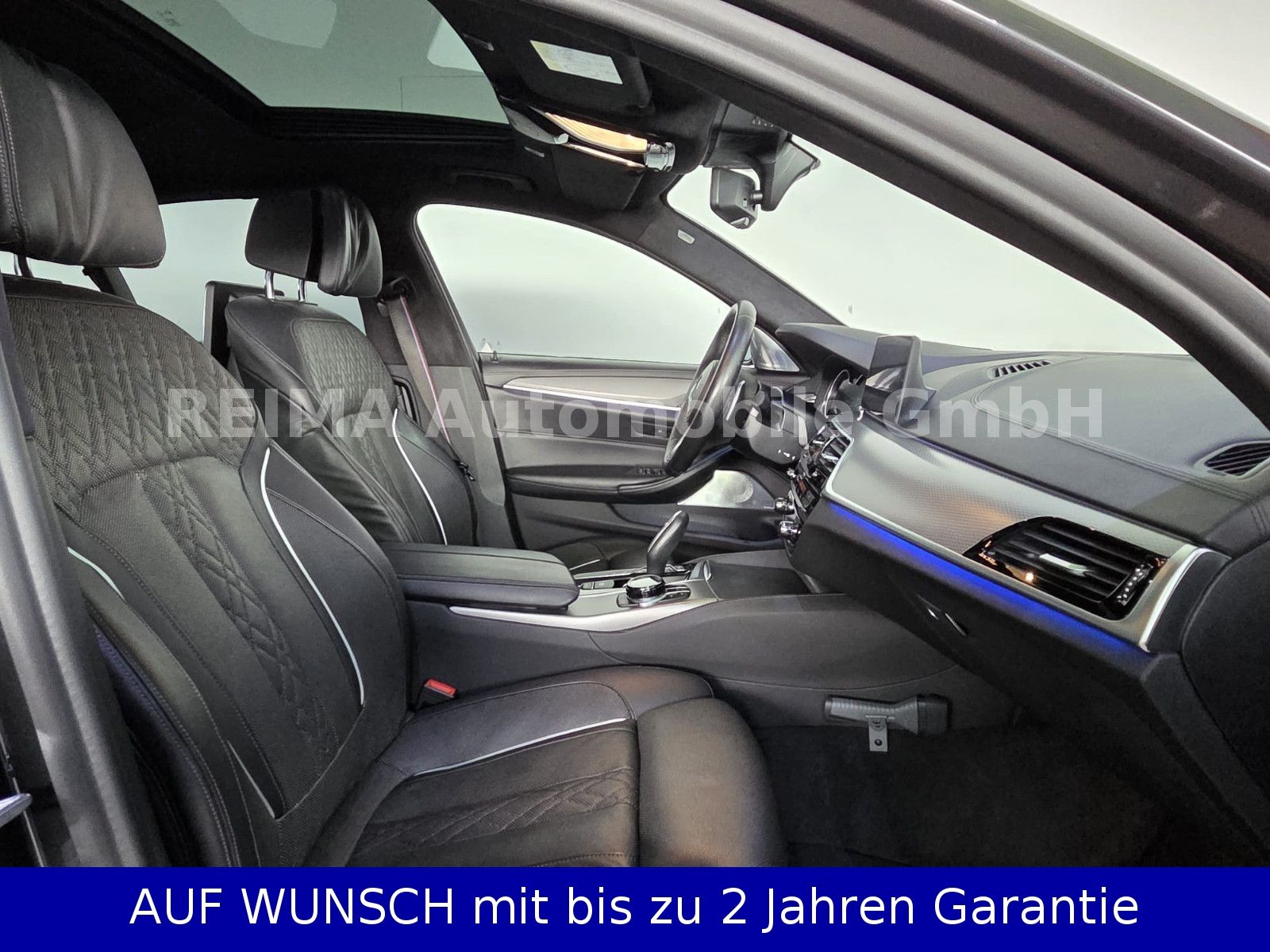 Fahrzeugabbildung BMW M550 i xDrive, Pano, LED, HUD, Massage