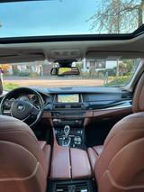 BMW 525d xDrive Touring A Luxury Line Luxury Line - BMW 525 in Düsseldorf