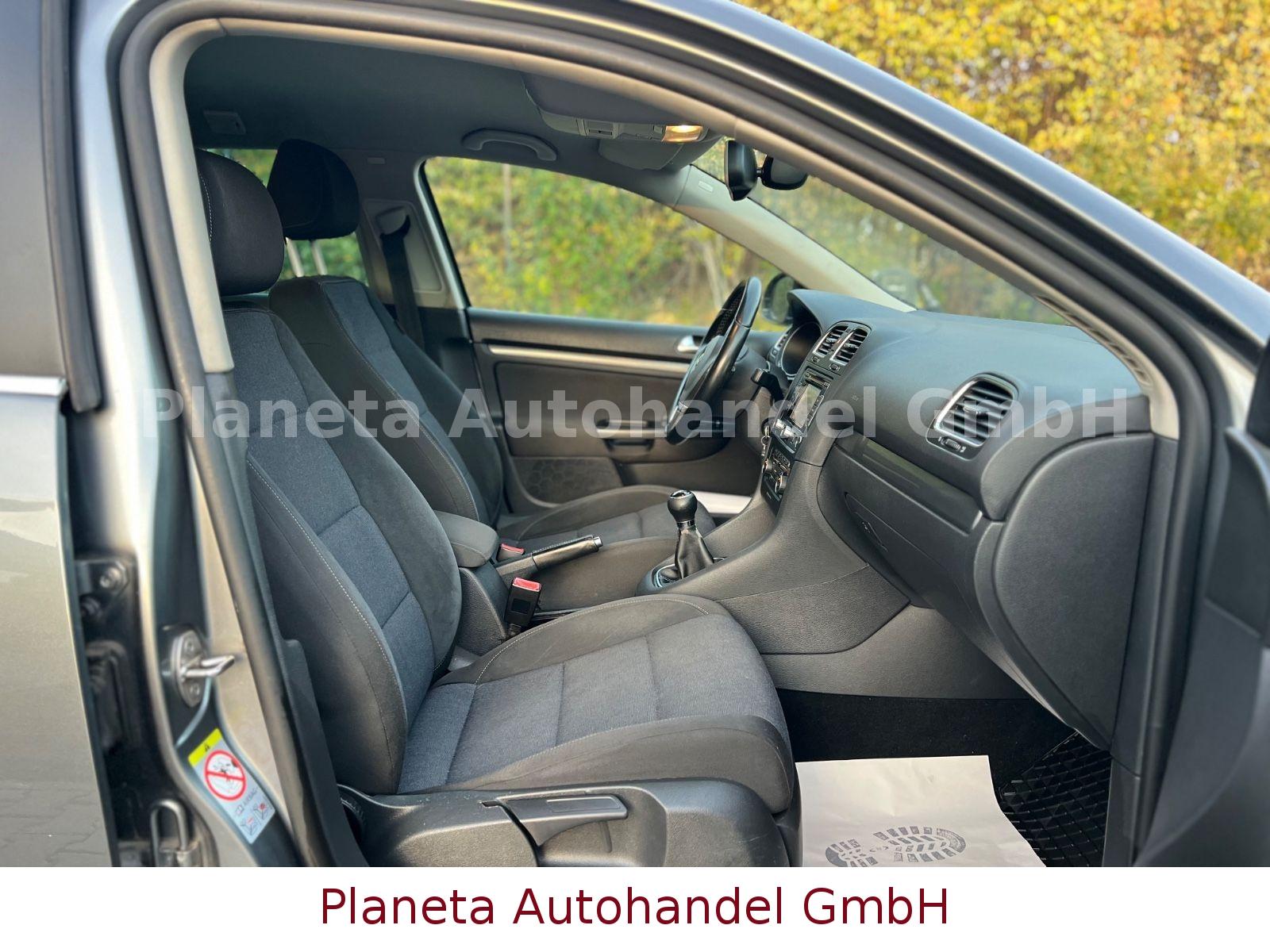 Volkswagen Golf 2011 — photo 11