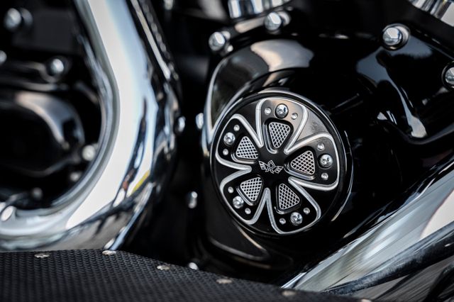 Fahrzeugabbildung Harley-Davidson CVO  ROAD GLIDE FLTRXSE - JEKILL&HYDE - 26 ZOLL