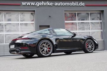 Porsche 992.2 Targa 4S*ACC,BOSE,Chrono,Sitzlüftung,14-W.