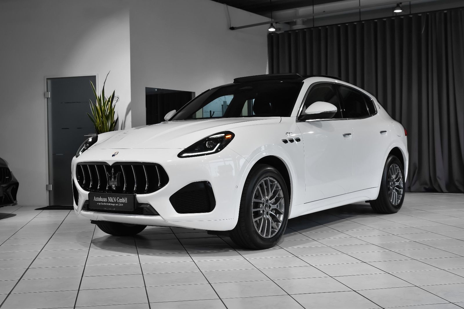 MASERATI Grecale