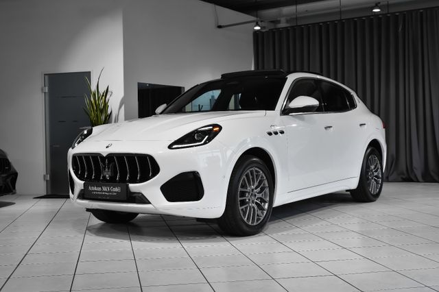 MASERATI Grecale