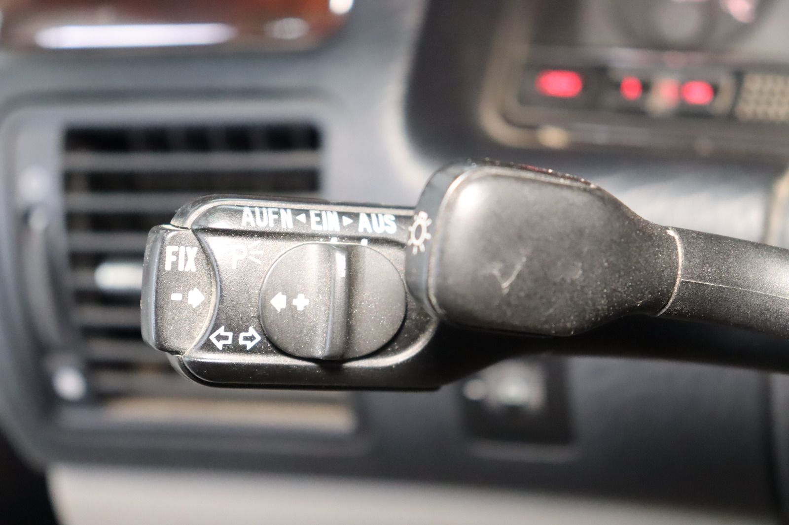 Fahrzeugabbildung Audi A8 2.8 *HU/AU 12.26 * Sizhzg. * Leder  * AHK