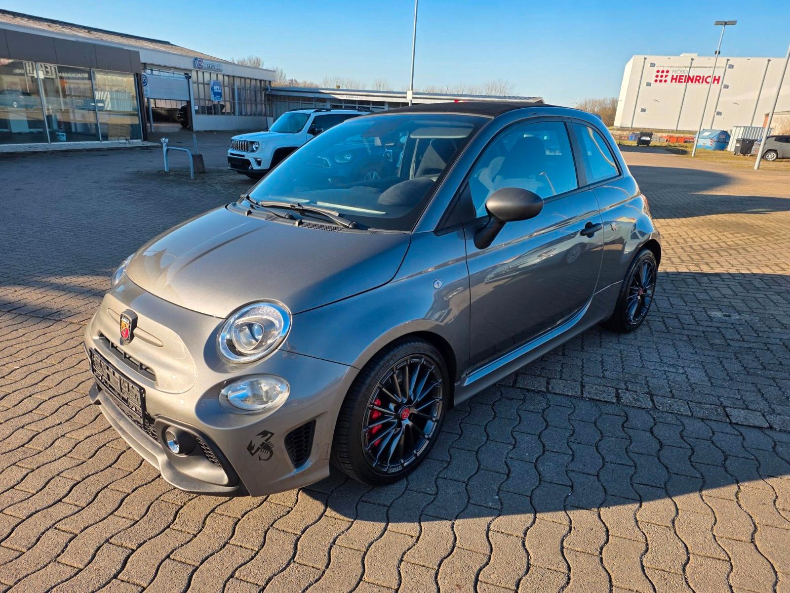 Abarth 695Cabrio