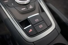AUDI TT Roadster 1.8 TFSI | MMI | Xenon | Alcantara AUDI TT Roadster 1.8 TFSI | MMI | Xenon | Alcantara