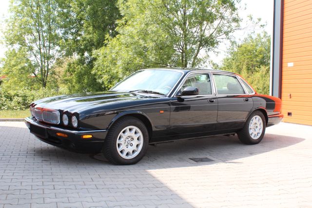 Jaguar XJ Sovereign 4.0