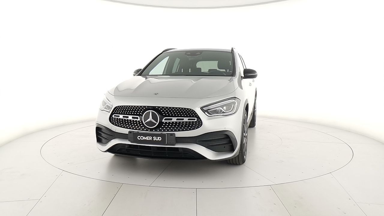 Mercedes-Benz GLA-H247 2020 - GLA 200 d Premium 