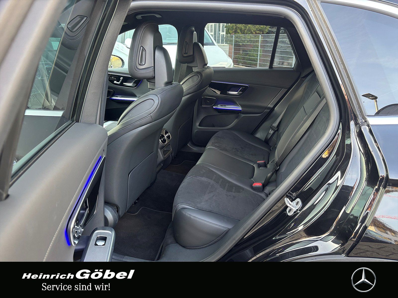 Fahrzeugabbildung Mercedes-Benz GLC 450 d 4M AMG*AHK*MEMORY*360°KAMERA*KEYLESS*