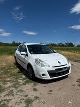 Renault Clio Expression 1.2 16V 75 Eco2 Ex... - Renault Express von privat