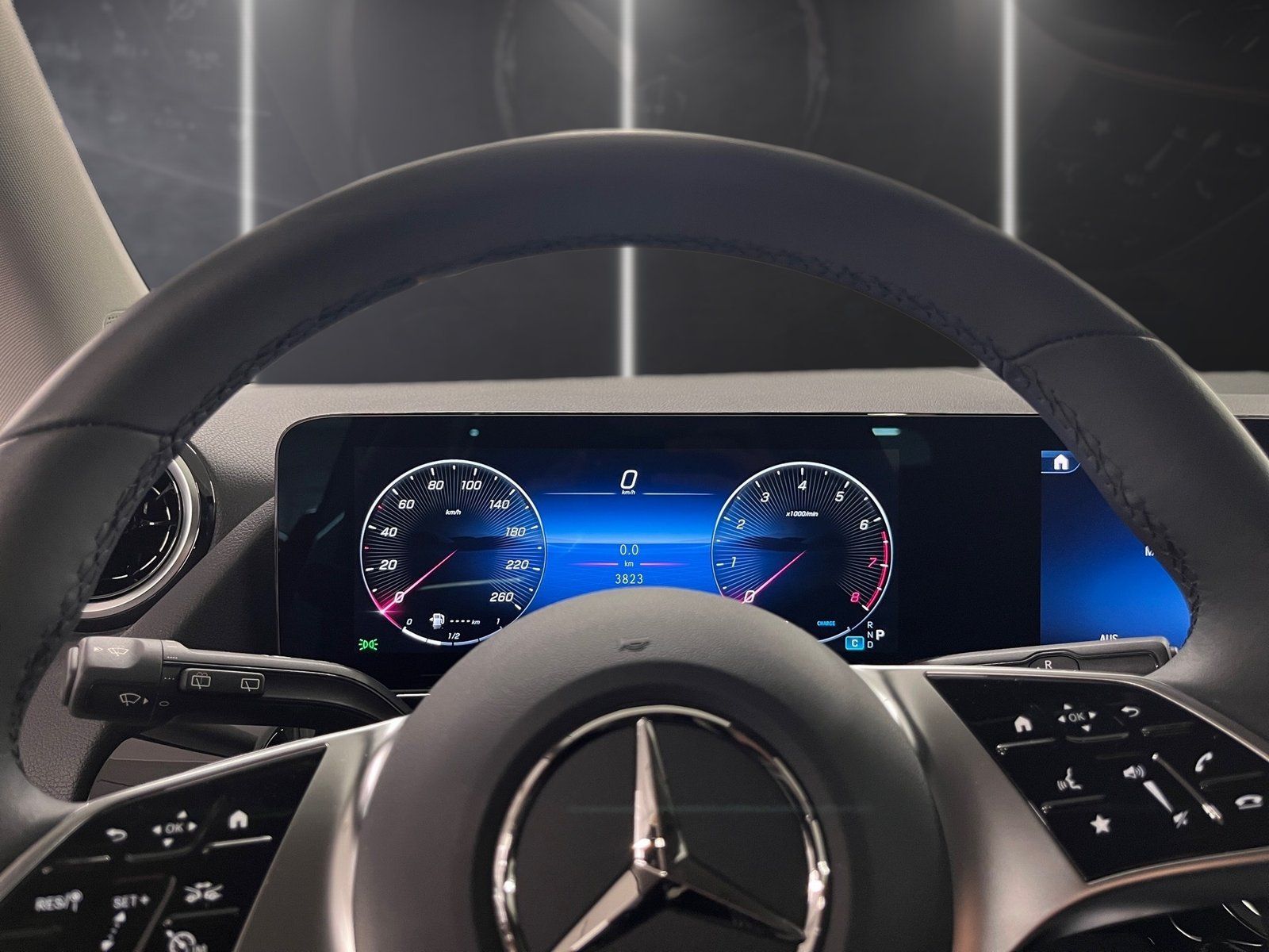 Fahrzeugabbildung Mercedes-Benz GLA 180 Progressive Adv.*Distronic*Totwinkel*LED