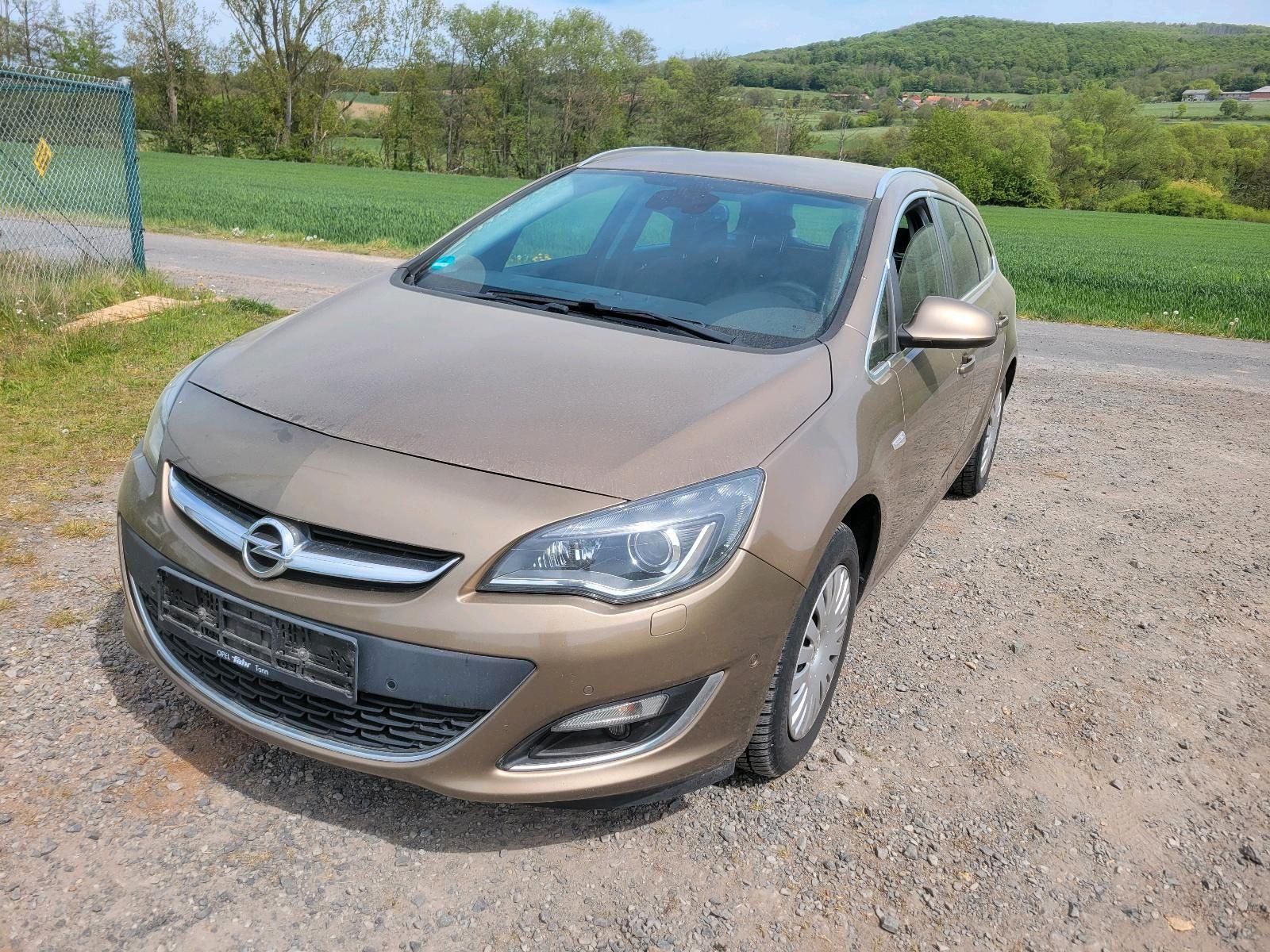 Opel Astra, 2014