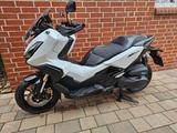 Honda ADV 350 in matt weiß
