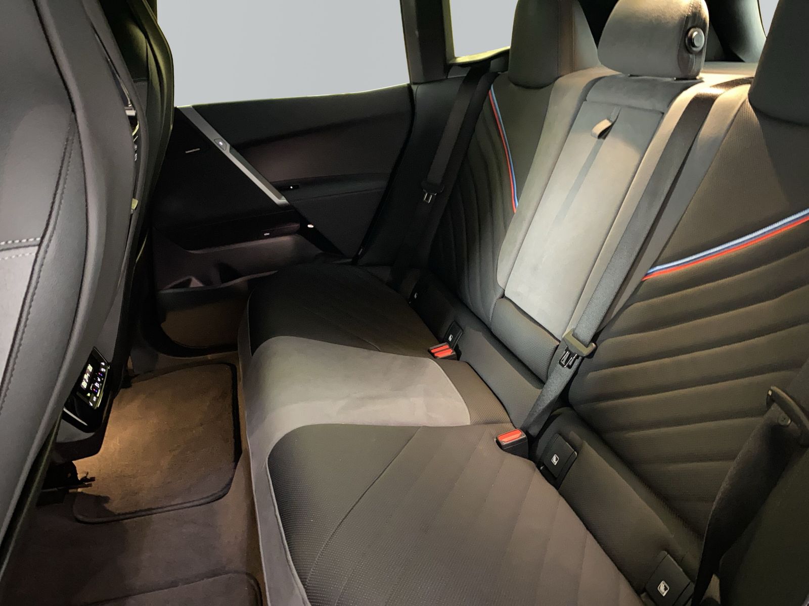 BMW iX - Bild 9