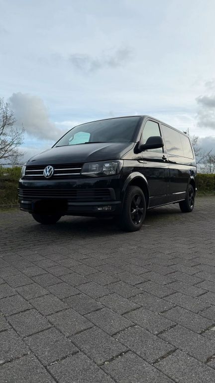 Image of Volkswagen T6 Multivan