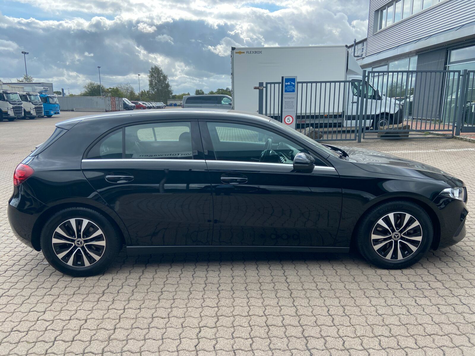 Mercedes-Benz A 180 Navi Kamera Sitzheizung Licht&Sicht DAB foto 5
