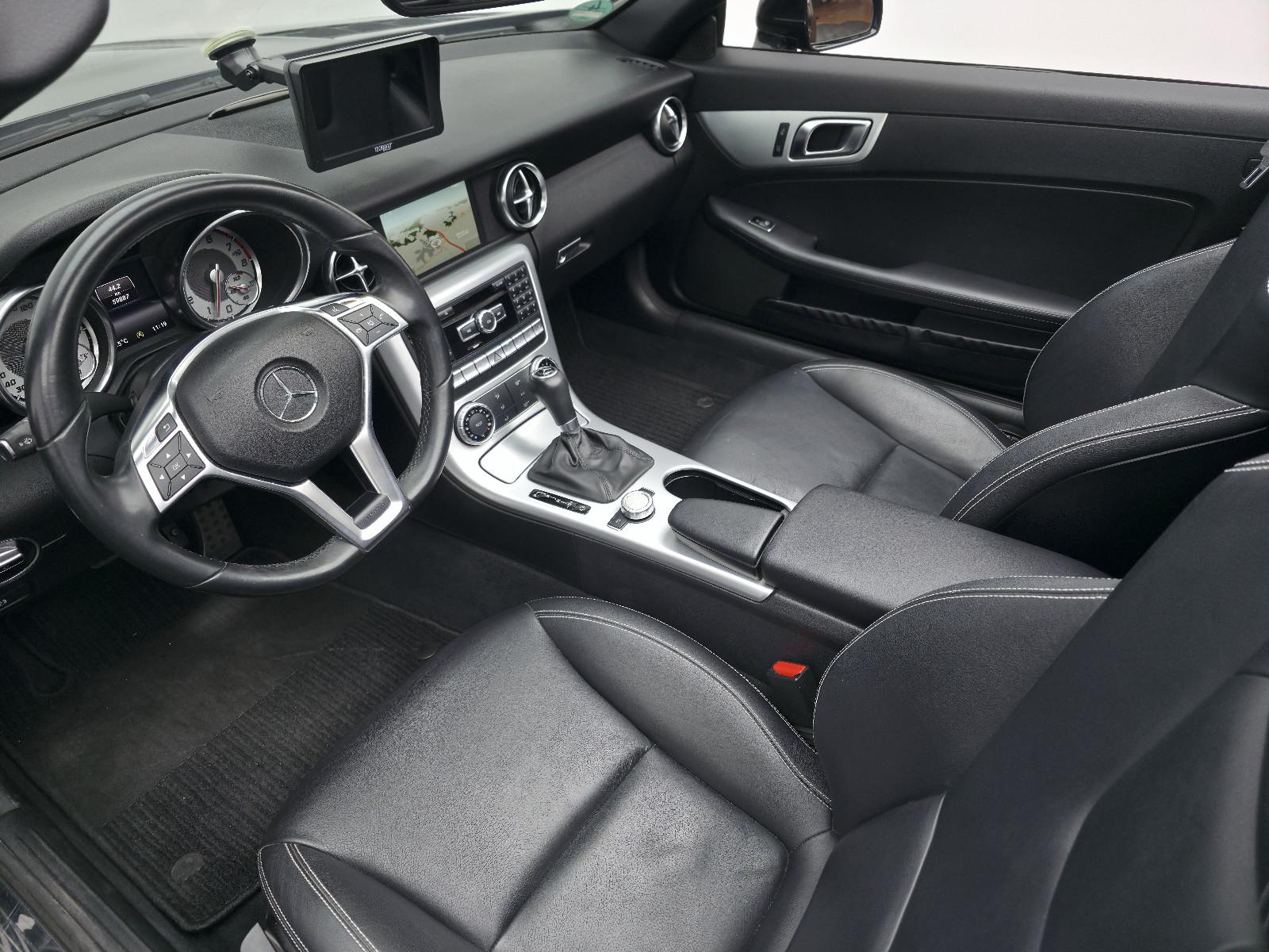 MERCEDES-BENZ SLK 200 1.8 CGI 184ch BVA Toit pano électrique Sièges chauffants cuir Historique présent - 2EME MAIN
