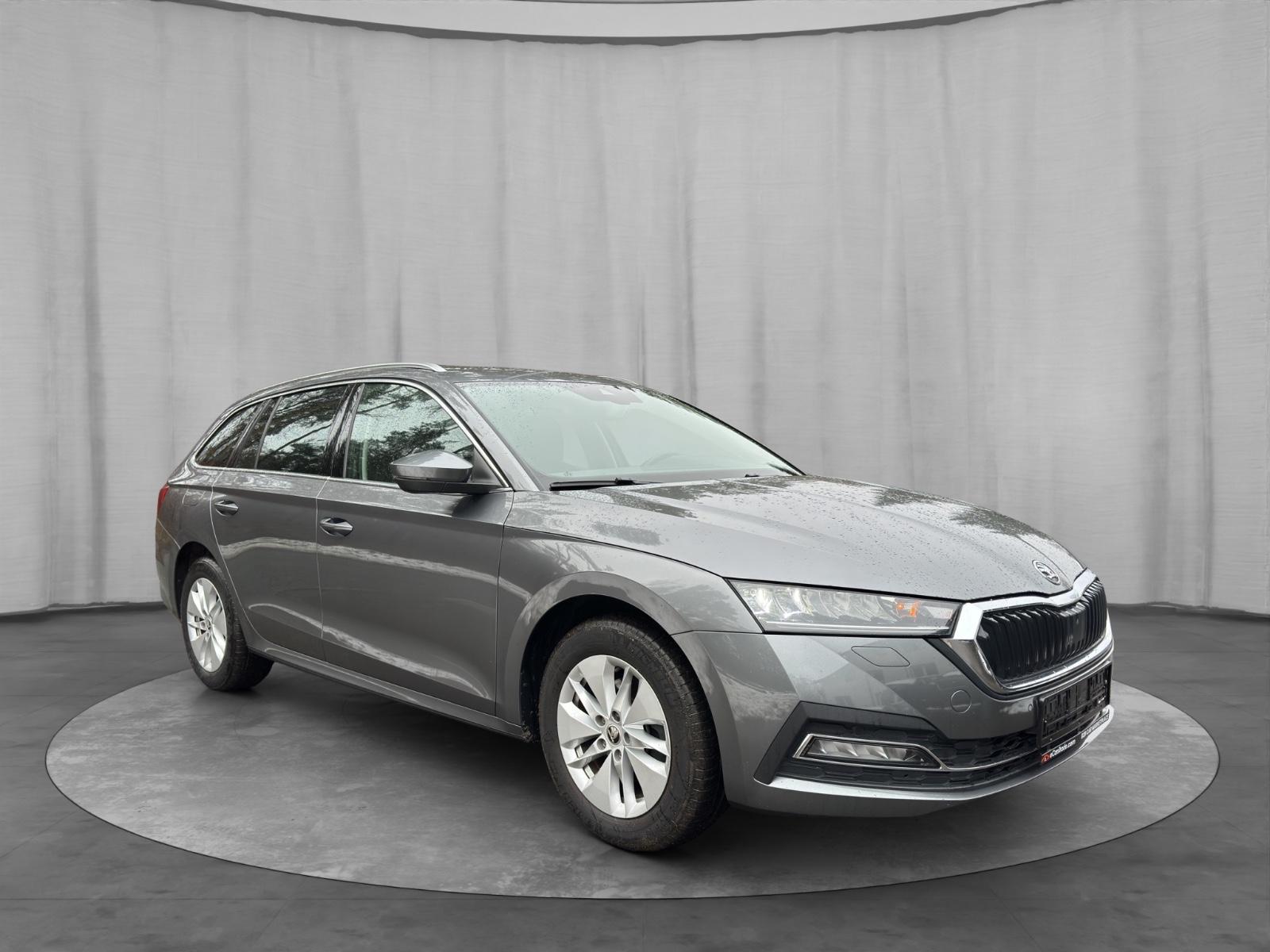 Skoda Octavia Combi Leder/Virtual/AHK/LED/Kamera+2xPDC