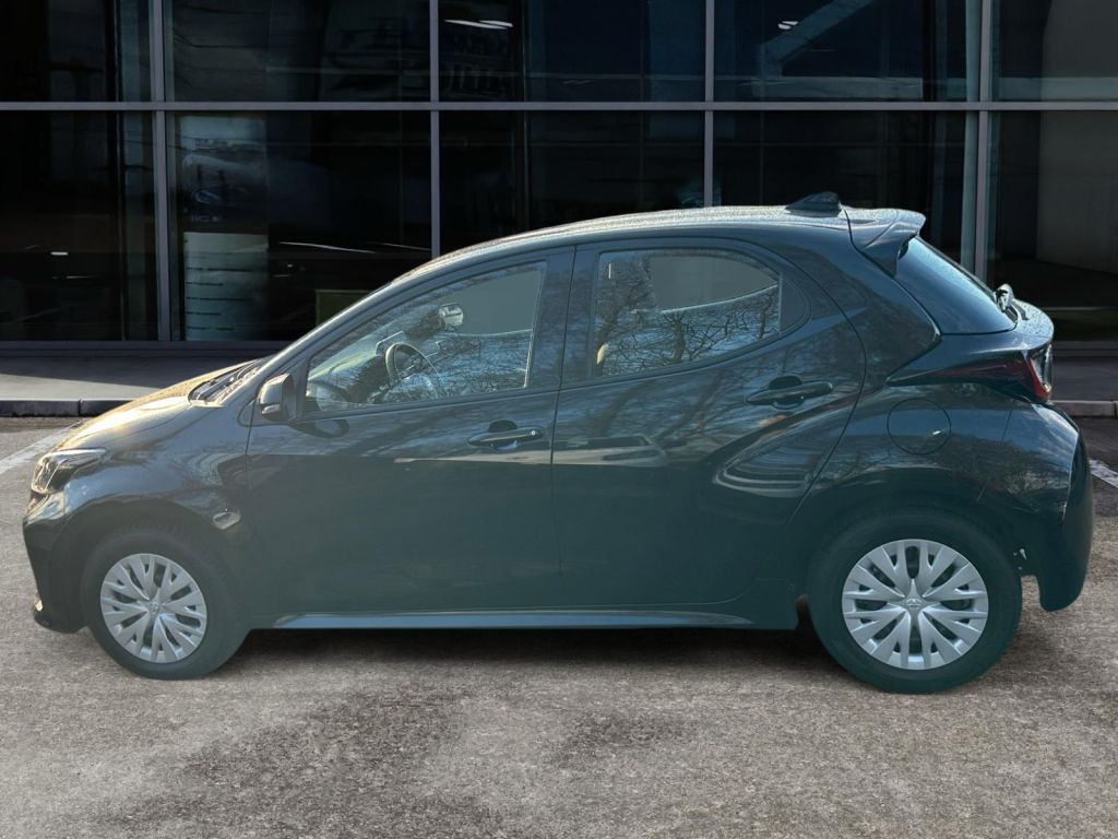 Fahrzeugabbildung Toyota Yaris Hybrid 116 1.5 VVT-i Comfort
