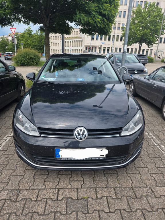 Image of Volkswagen Golf