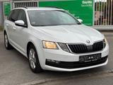 Skoda Octavia Combi Tour Navi SHZ PDC Neu Tüv - Skoda Octavia Tour mit Benzin-Antrieb