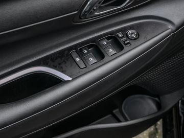 Hyundai i20 1.0 Trend Spurhalteassistent Kamera Navi