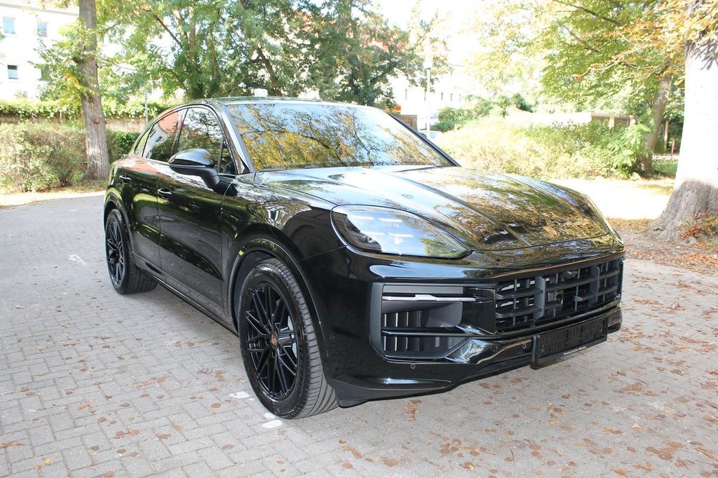 Porsche Cayenne Coupe Pano Chrono Bose ACC 360° 21