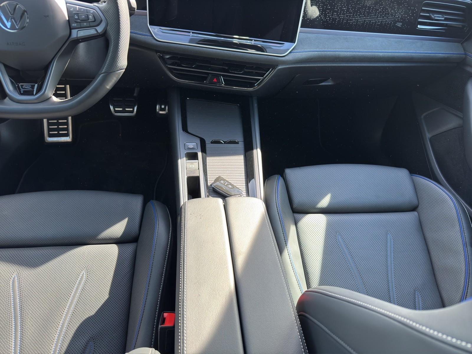 Volkswagen Passat Variant 1.5TSI eHybrid R-Line DSG AHK+Mat