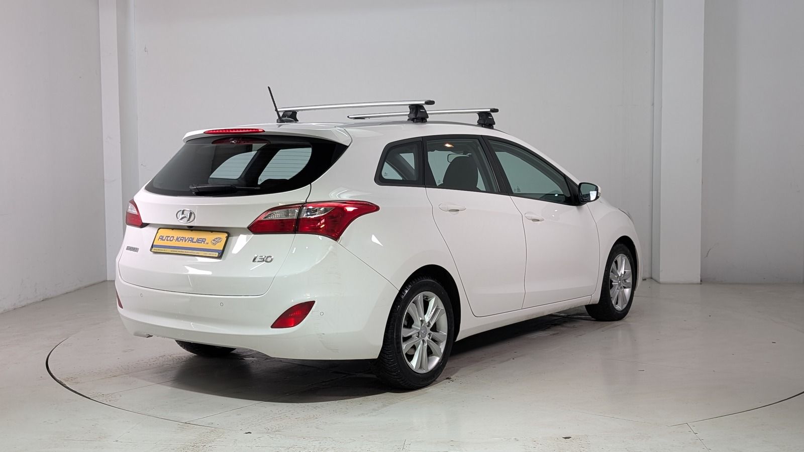 Fahrzeugabbildung Hyundai i30 cw Klimaauto. * Sitzhzg * PDC
