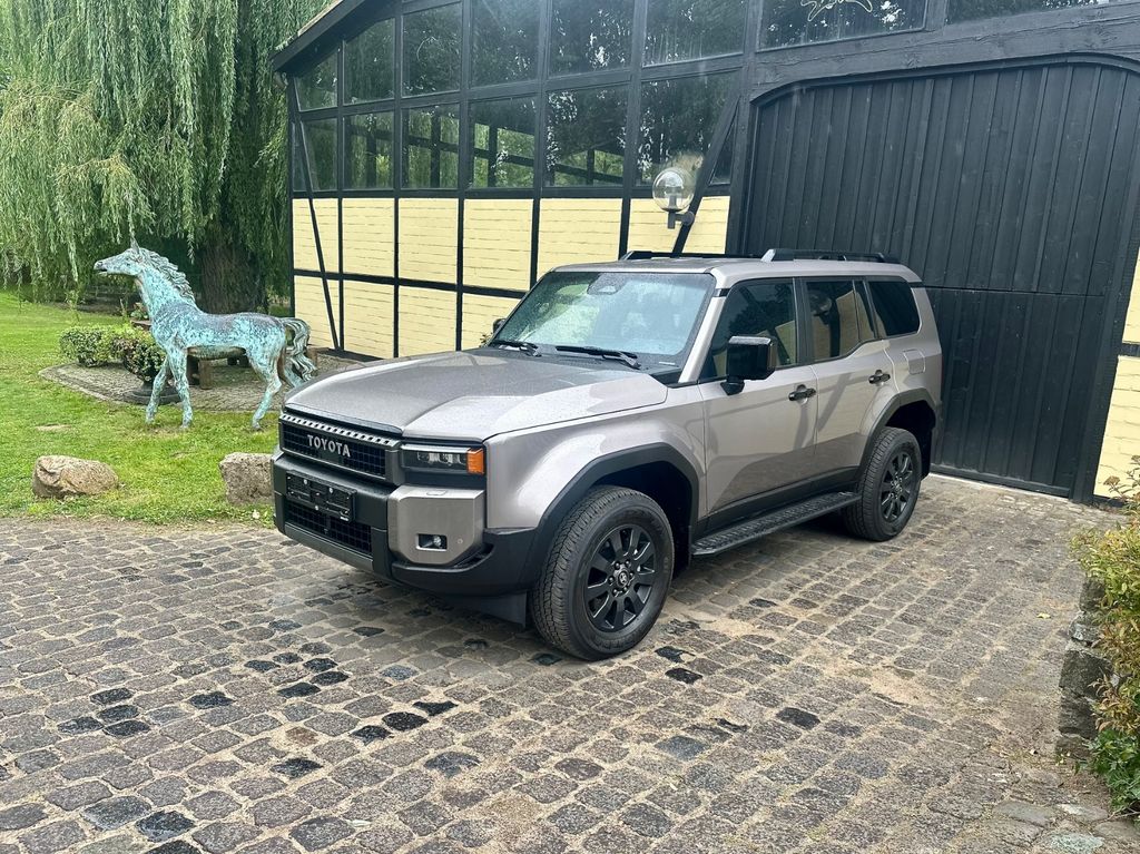 Toyota Land Cruiser 2.8 D-4D 4WD EXECUTIVE SOFORT