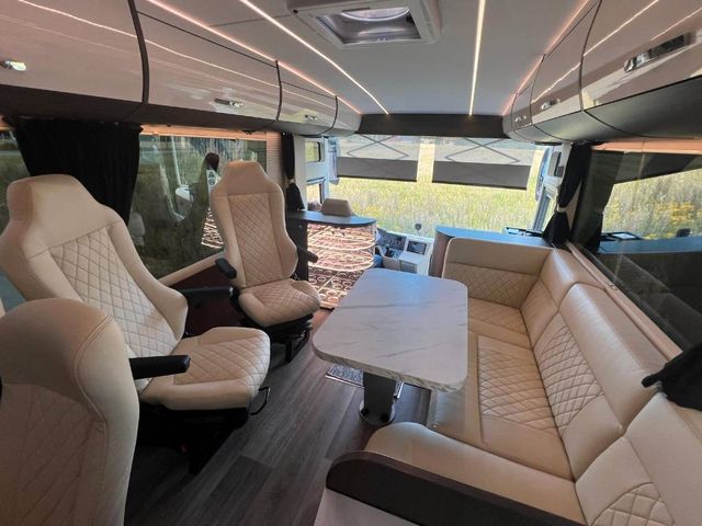 Setra S 411 HD. HIGH-END Camper!