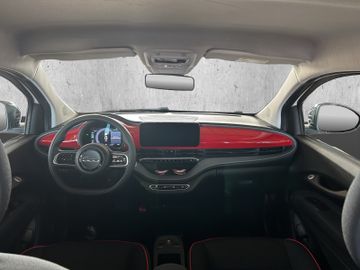 Fiat 500e 23,8kWh RED KAMERA CARPLAY PDC TOTWINKEL