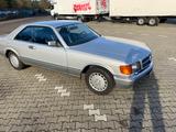 Mercedes-Benz W126 / 560 SEC - Mercedes-Benz 560 mit Benzin-Antrieb: Schiebedach