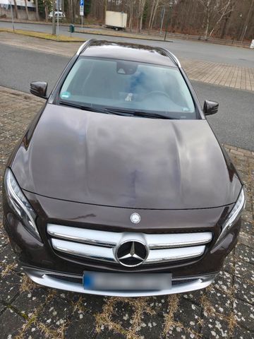 MERCEDES-BENZ Mercedes Benz gla 200 Sport