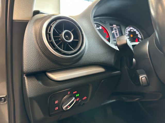 Audi A3 attraction **BiXENON*TÜV*KLIMA*TEMPOMAT*