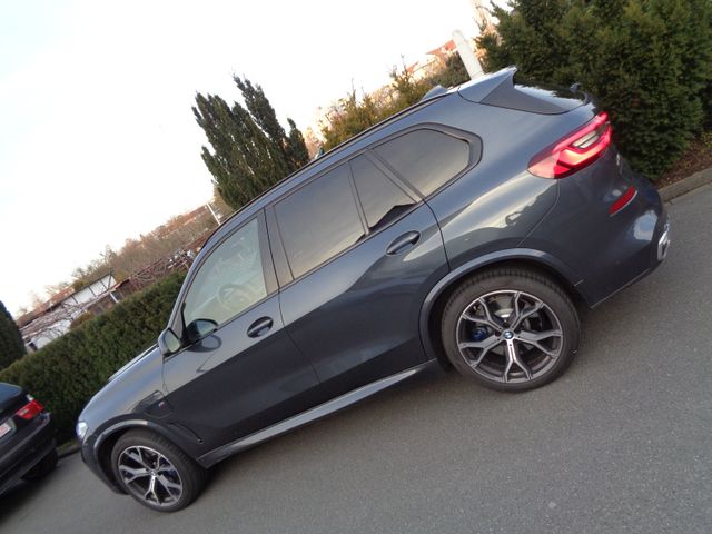 BMW X5 xD 45e M SPORT Leder Pano.H&K Gestik 21 Zoll