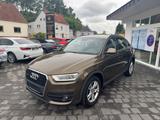 Audi Q3 2.0 TFSI quattro - : Gold, Geländewagen