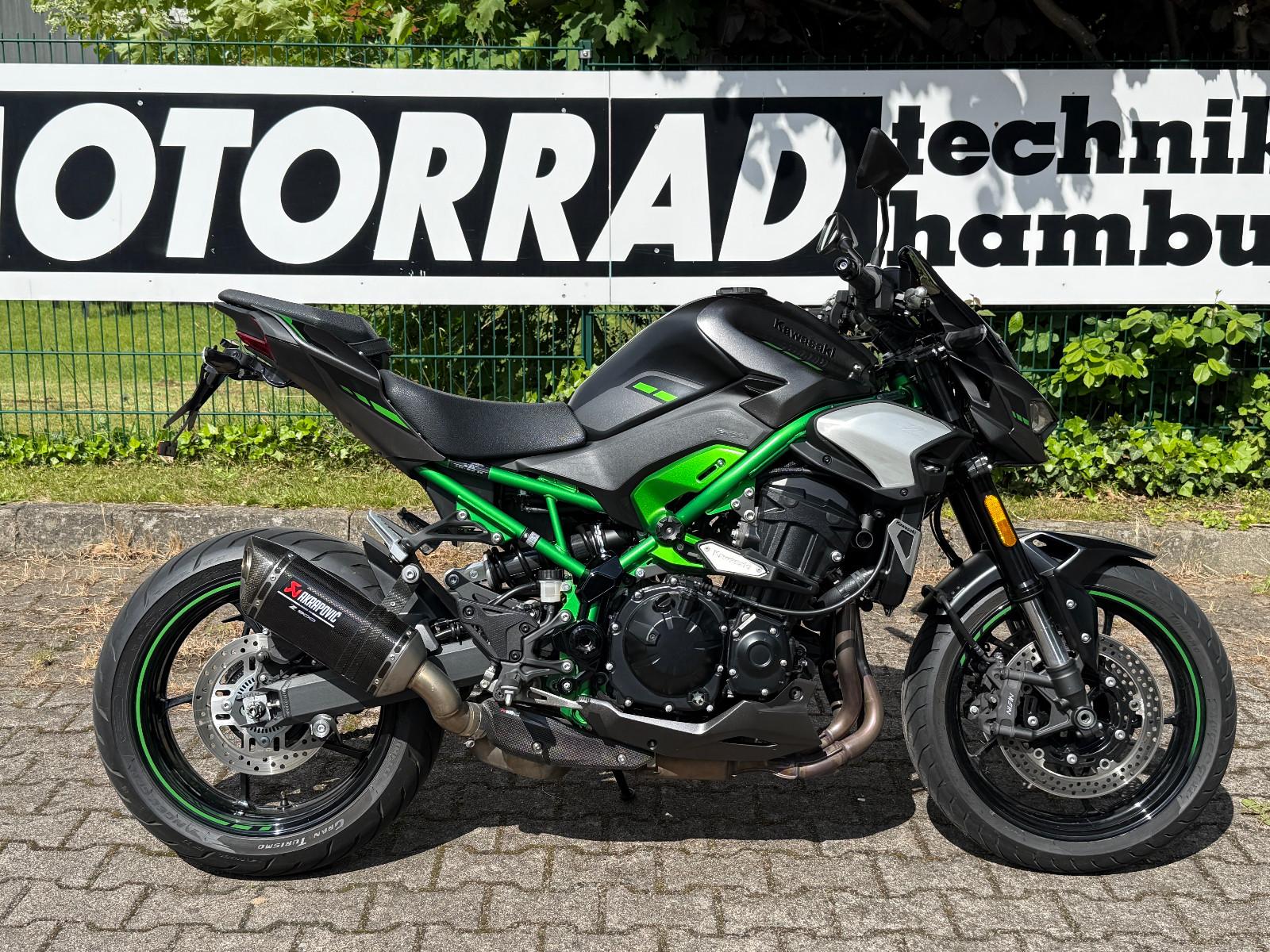Kawasaki Z900 2025 Performance m. Extras