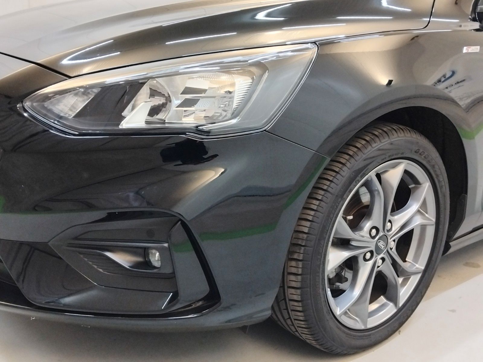 Ford Focus (06/2026, Benzin)