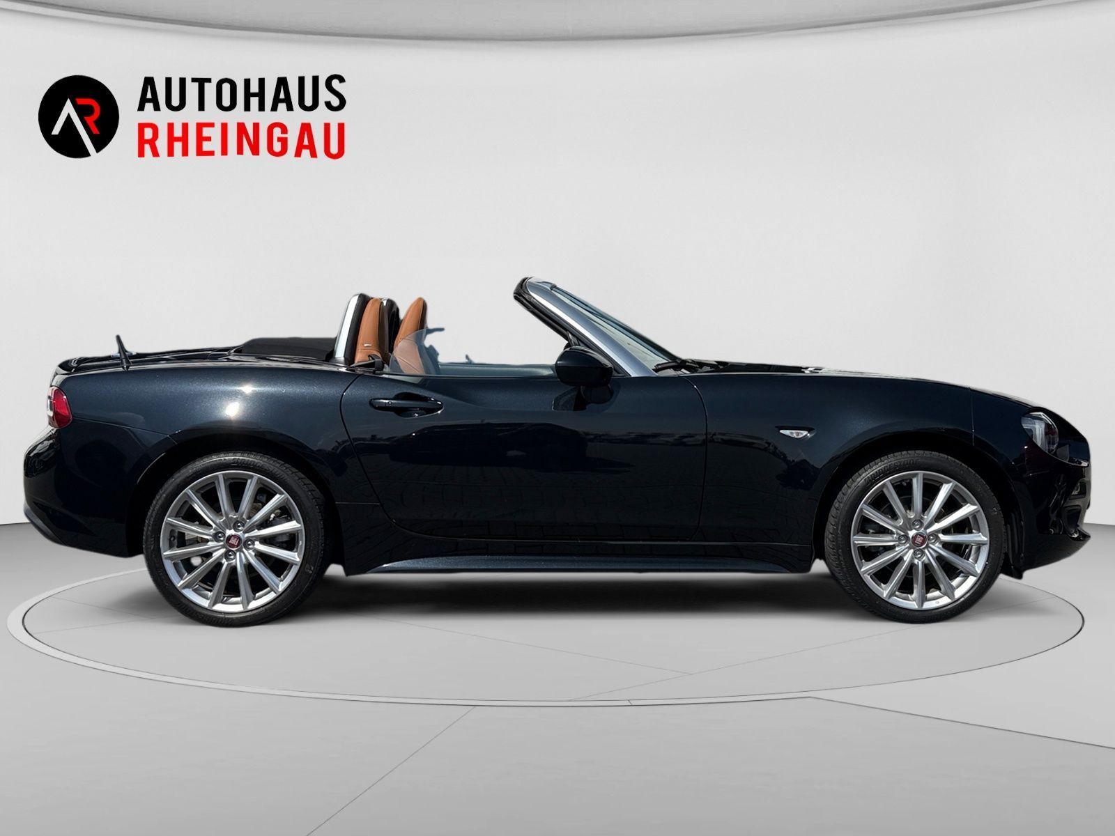 Fahrzeugabbildung Fiat 124 Spider 1.4 MultiAir Turbo Lusso*RFK*BOSE*LED