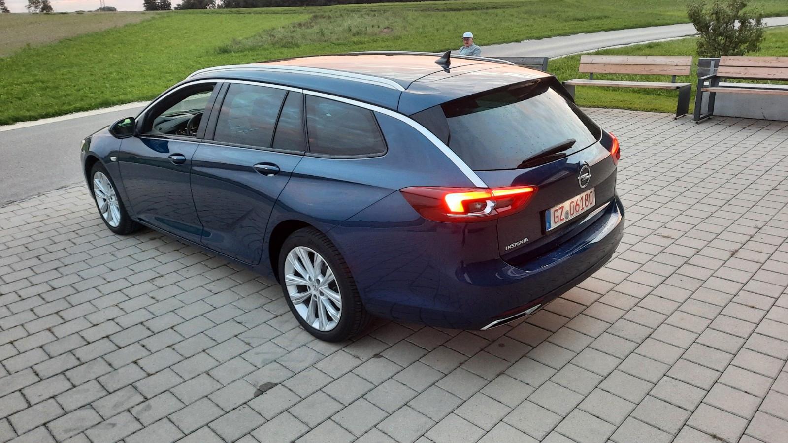Opel Insignia B Sports Tourer 1.Hd Alcantara Led