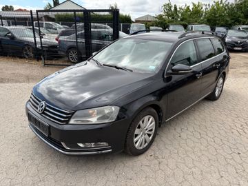 Volkswagen Passat - 1