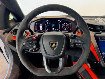 Lamborghini Revuelto 6.5 V12 HPEV
