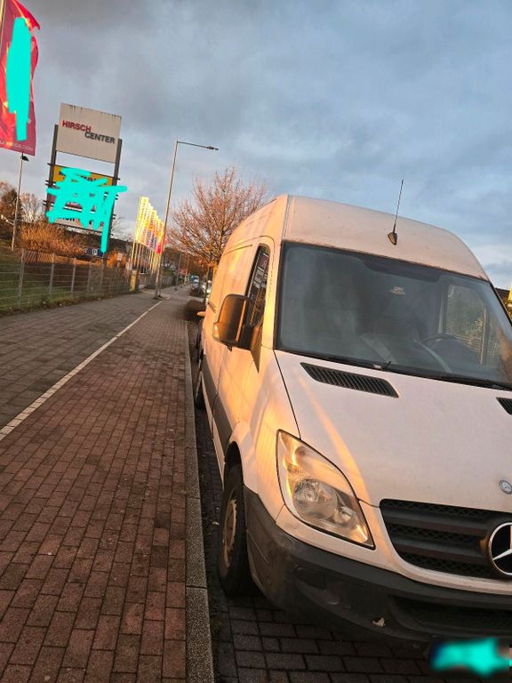 Image of Mercedes-Benz Sprinter