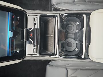 Bild 15 Ford Explorer RWD HUD AHK-el. klappb. El. Fondsitzver